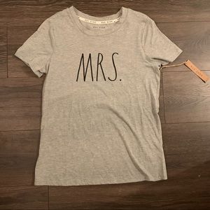 Rae Dunn MRS short sleeve TShirt, Size Small